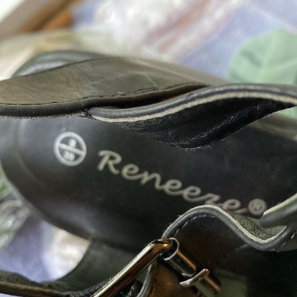 New women’s Sz 8  black straps chunk heels platform casual sandals - Picture 10 of 10